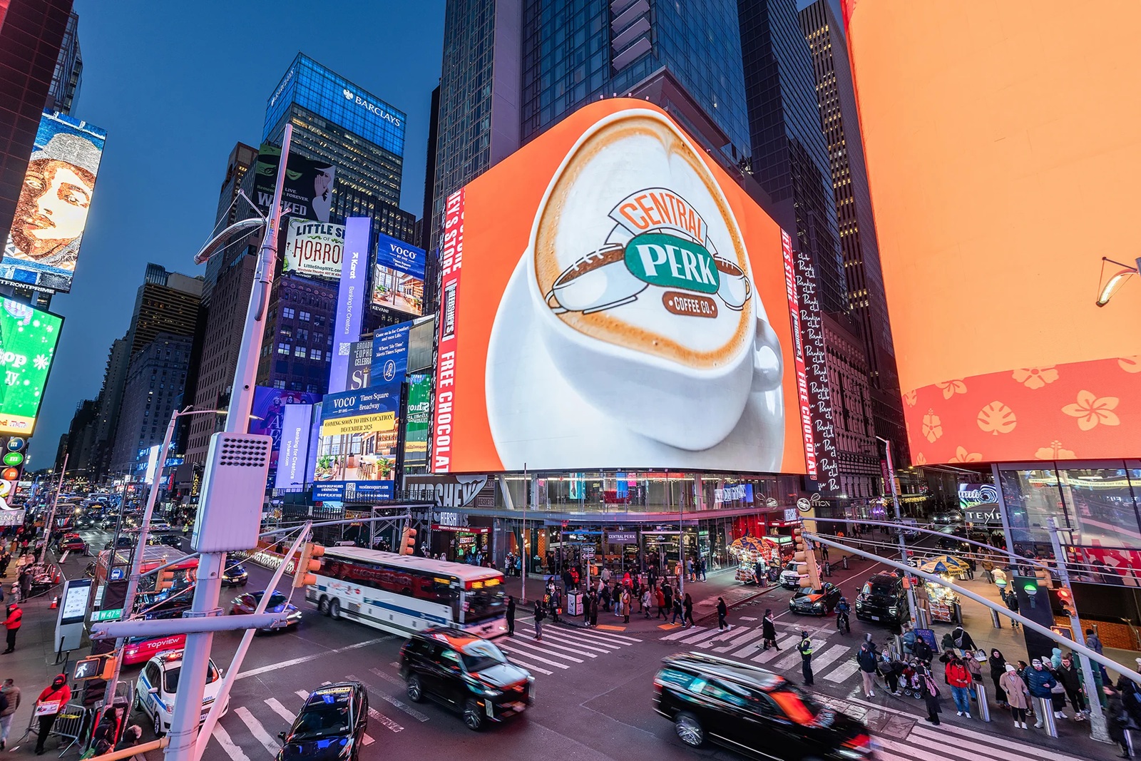 미드 프렌즈 속 ‘센트럴 퍼크’가 뉴욕에 ‘진짜’ 오픈했다