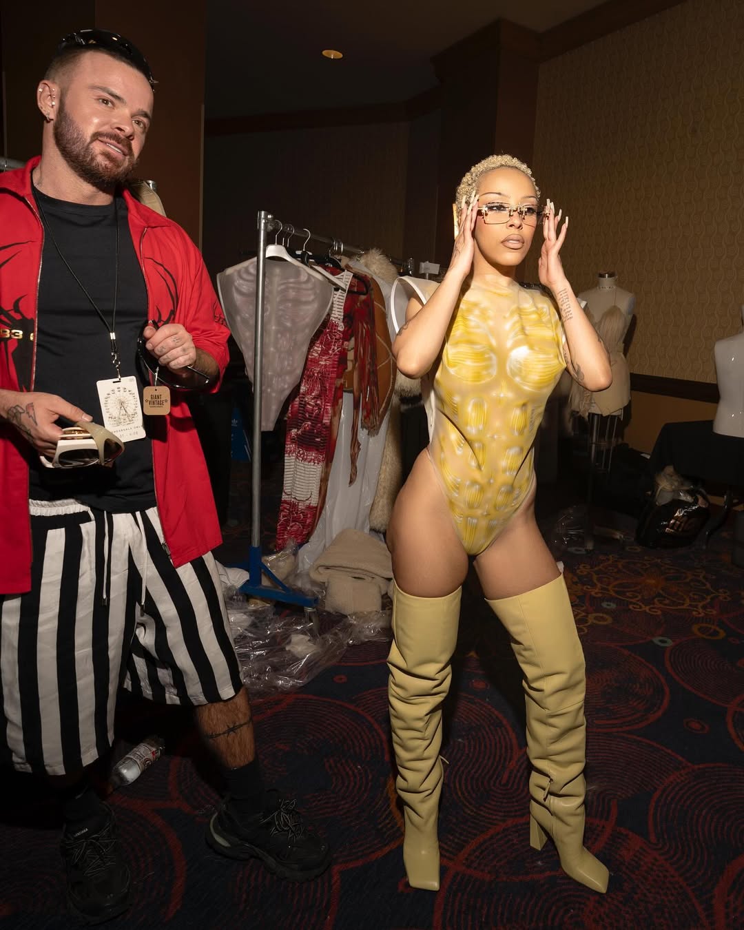 도자캣 퍼포먼스를 완성하는 미학